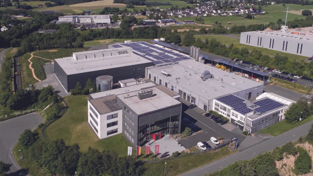 Technische toepassing van Tsubaki Kabelschlepp kabelrupsen in een industriële machine
